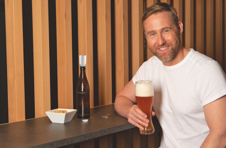 Taste Hero mit dem Flaschenaufsatz schmeckt Flaschenbier wie frisch gezapft