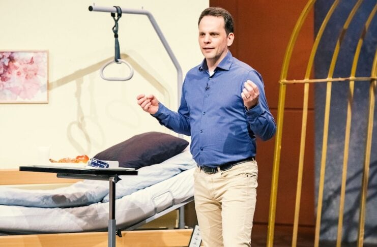 curassist pflegekräfte pflege thomas müller