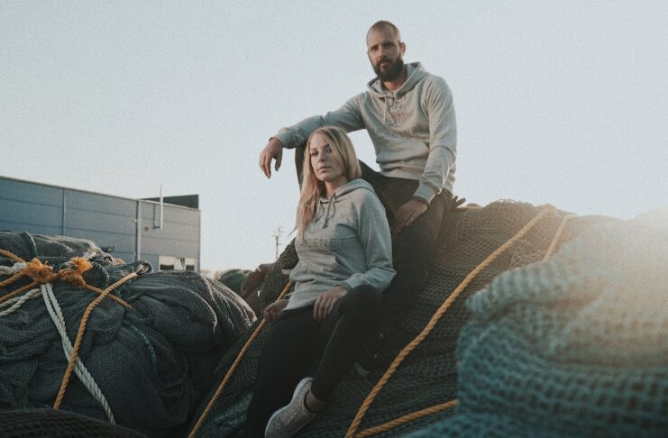 Bracenet stellt aus Geisternetzten aus dem Meer Upcycling Produkte her