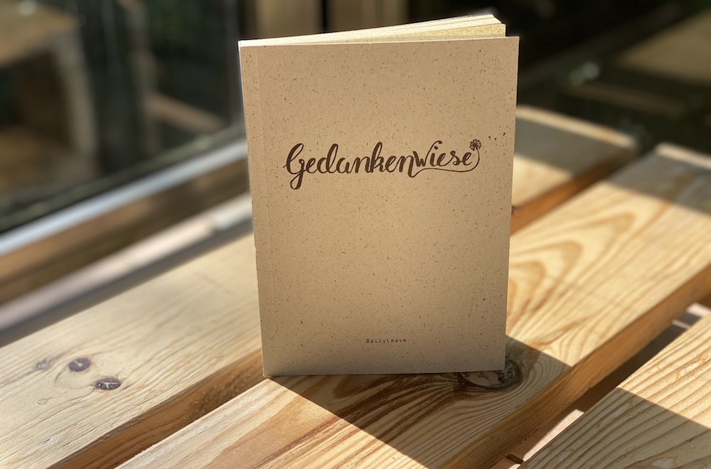 WäldchenVerlag: DailyLeave Notizbuch-Alternative aus Graspapier