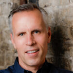 Sucht euch Partner*innen mit unterschiedlichen Kompetenzen
plexipeople Fotofiguren Acrylglas