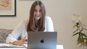 Versuche Dinge realistisch zu betrachten