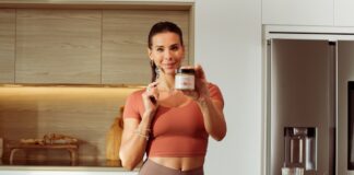 Crunchy Protein Cream foodspring Giulia Calcaterra