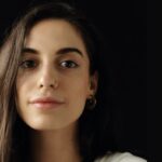 Alles geht über gute Beziehungen Sagefund Sana Al-Badri