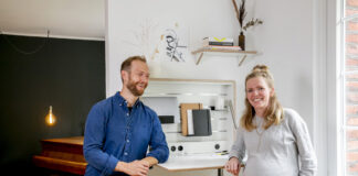 Klappt. klappbares Homeoffice Wandschreibtisch