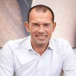 Durchhaltungsvermögen, Ausdauer und Konstanz Pop Beverage: Pop Up Beer in der weißen Aluflasche