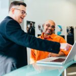 Upselling und Cross-Selling: So machen Startups mehr Umsatz pro Kunde Upselling und Cross-Selling