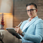 Macht AI Marketing-Mitarbeiter überflüssig? AI Marketing Andreas Baulig ist Gründer und Geschäftsführer der Baulig Consulting GmbH.