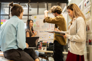 Diese 4 Startups sind am 25 April bei 2 Minuten 2 Millionen