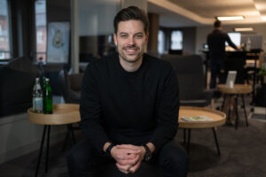 Pflegt eure Kontakte und nutzt euer Netzwerk aktiv, um euch zu ergänzen