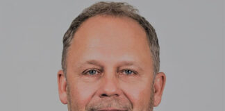 Spoo Group: Piles & Cards Lowcode Plattform