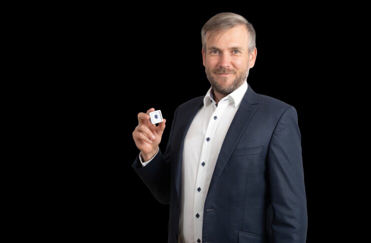 Deutsches Edelstein Kontor Importeur und Anbieter von Farbedelsteinen in Investmentqualität zur langfristigen, sachwertorientierten Vermögensanlage