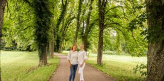 kunstimperium gründerinnen Mutter Tanja und ihrer Tochter Vanessa Bloß