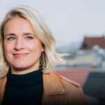 Verena Bentele auf der herCAREER 2024 Verena Bentele Präsidentin des Sozialverband VdK Deutschland e.V., Vize-Präsidentin des Deutschen Olympischen Sportbundes & u.a. ehem. Leistungssportlerin im Langlauf und Biathlon (12x Gold bei den Paralympics und 4x Gold bei den Weltmeisterschaften) © Marlene Gawrisch