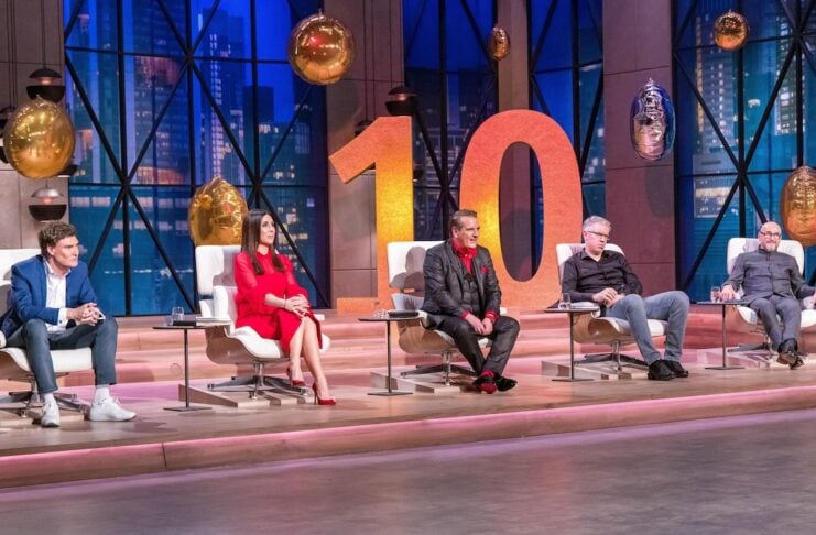 jubiläumsfolge Carsten Maschmeyer, Judith Williams, Ralf Dümmel, Frank Thelen und Jochen Schweizer Die „Löwen“ (v.l.) Carsten Maschmeyer, Judith Williams, Ralf Dümmel, Frank Thelen und Jochen Schweizer. Foto: RTL / Bernd-Michael Maurer