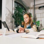 Bling, die Super-App für Familien, bietet ab sofort Nachhilfe in der App an bling nachhilfe