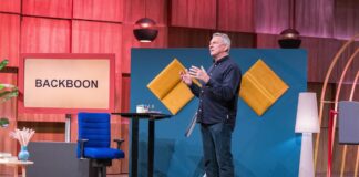 Backboon Volker Groß präsentiert die Stehwippe „Backboon“. Er erhofft sich ein Investment von 150.000 Euro für 15 Prozent der Firmenanteile.  Foto: RTL / Bernd-Michael Maurer