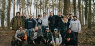 mute-labs team bild wald