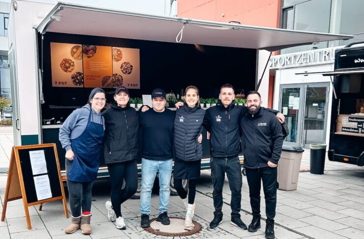 Foodtrucks United team Bild vor Food Truck