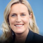 Sprache, Formulare und Protokolle Iris Bohnet setzt sich weltweit für Frauen und die Gleichstellung der Geschlechter ein. Sie ist eine Verhaltensökonomin, die in ihrer Arbeit Erkenntnisse aus Wirtschaft und Psychologie kombiniert und die Autorin des preisgekrönten Buches „What Works: Gender Equality by Design