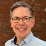 Erfolg trotz Ablehnung Akquise meistern Oliver Schumacher verkaufstrainer portrait 2024