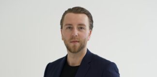 Dein PR Manager PR Medien Gründer Dominik Sedlmeier im Portrait Bild