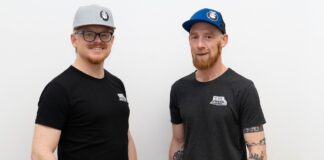 RIESENZWERG free on shoulders Smarte Tragesysteme founder team bild