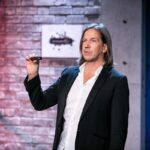 Diese Geschichten berühren – und könnten heute alles verändern Vappuccino bei 2 Minuten 2 Millionen Gründer Gustav Wenger