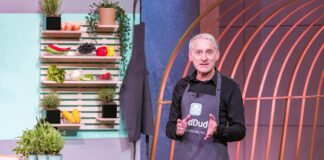 FoodDude app rezepte Sven Torner Sven Torner präsentiert mit „FoodDude“ die erste sprachgesteuerte Koch- und Rezepte-App. Er erhofft sich ein Investment von 180.000 Euro für 10 Prozent der Firmenanteile. Foto: RTL / Bernd-Michael Maurer