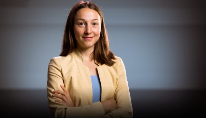 Lea Julia Renders im herCAREER Interview über KI & Wandel