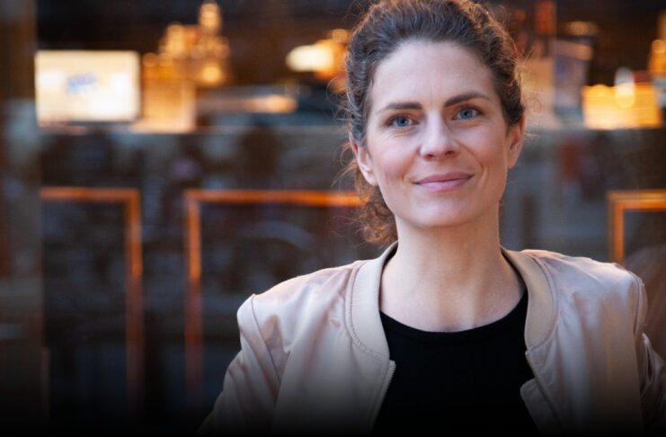 Ronja von Wurmb-Seibel Buch herCAREER mehrfach ausgezeichnete Journalistin, Autorin und Filmemacherin, ehem. Reporterin in Kabul © Niklas von Wurmb-Seibel