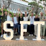 Wie viel Kraft steckt in einem gemeinsamen „Wir“? Startups for Tomorrow: Startups, Produkte und Netzwerk Teambild @SFT