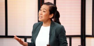 arang koreanische küche Sung-Hee Kim präsentiert mit „Arang“ Koreanische Food Produkte. Sie erhofft sich ein Investment von 100.000 Euro für 20 Prozent der Firmenanteile. Foto: RTL / Stefan Gregorowius