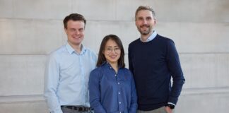 assemblean fertigung produkt gründertem bild stehend Alexander Pöhler, Xiaojun Yang und Markus Dalecki @ assemblean