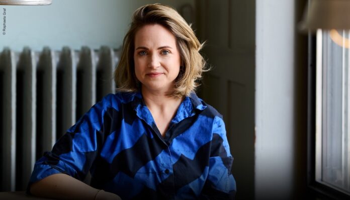 Agota Lavoyer über Rape Culture – Interview mit herCAREER Agota Lavoyer Sozialarbeiterin und Autorin und hat sich auf geschlechtsspezifische und sexualisierte Gewalt spezialisiert © Raphaela Graf