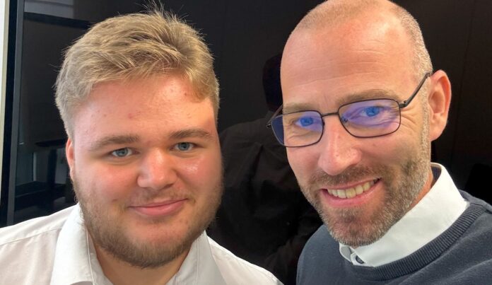 TransferKings: Das faire Spiel für echte Spieler mit Sammelkarten Teambild v.r.n.lChristoph Tschierschwitz und Jerome Wolff