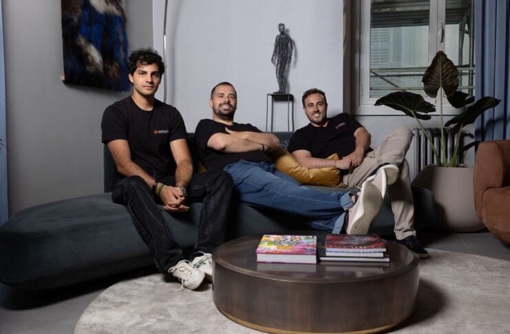 exein-cybersecurity-iot-sicherheit Auf dem Bild sind von links nach rechts zu sehen: Giovanni Falcione (CTO), Gianni Cuozzo (CEO) und Gerardo Gagliardo (CFO) vom Startup EXEIN