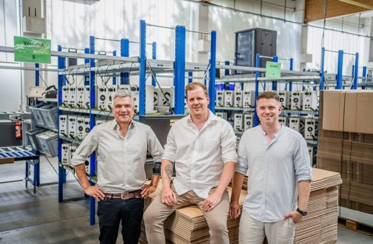 kruu fotobox app event Gründer abgebildet, von links nach rechts: Oliver Grünberg, Philipp Schreiber und Jochen Dolderer. Bildrechte: KRUU GmbH, Fotograf: Kai Futterer
