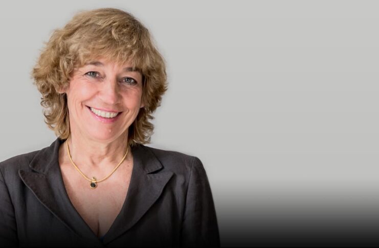 ADHS bei Frauen: Diagnose, Symptome und Herausforderungen Dr. med. Astrid Neuy-Lobkowicz Fachärztin für Psychosomatik und Psychotherapie Mitglied im Vorstand des Bundesverband ADHS-Deutschland © Klett Verlag