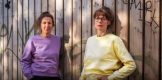 wirtschaft wohlstand Dr. Esther Konieczny Beraterin, Coach, Aktivistin & Autorin Lena Stoßberger Autorin, Abteilungsleitung Personal- und Organisationsentwicklung bei GEMA © Ksenia Les