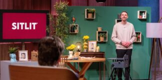 Kevin Fluri präsentiert den mobilen und kompakten Kinder-Hochstuhl „Sitlit“. Er erhofft sich ein Investment von 170.000 Euro für 20 Prozent der Firmenanteile. RTL / Bernd-Michael Maurer