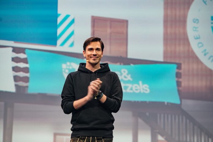 Andreas Bruckschlögl: Startup Wissen für Gründer auf der Pits und Pretzels Bühne 2022