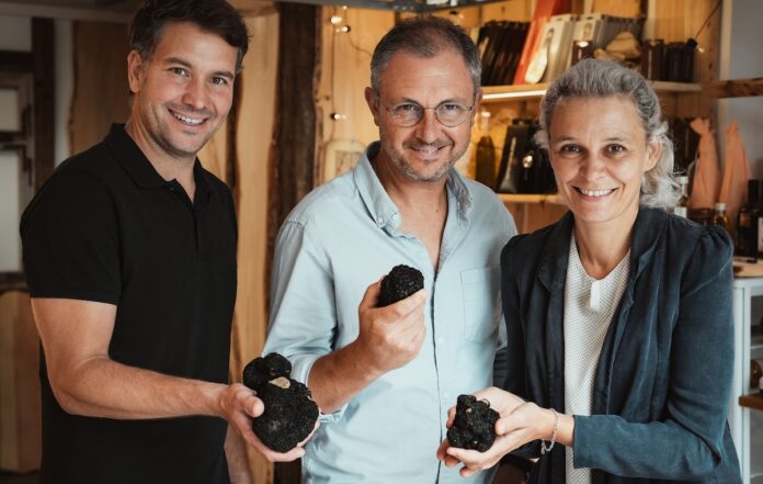 Cher Pierre – Trüffel aus der Region mit Genuss und Nachhaltigkeit Gründerteambild Thomas Schäfer, Juliette Descharmes, Dominik Güneri