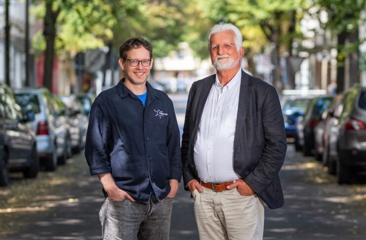 DiaMonTech Blutzuckermessung Diabetes. DiaMonTech_Co-Founder_Thorsten_Lubinski_Prof. Dr. Werner Mäntele_c_DiaMonTech