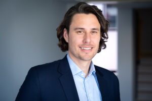 Nachhaltige Lösungen gegen den Fachkräftemangel im Gesundheitswesen