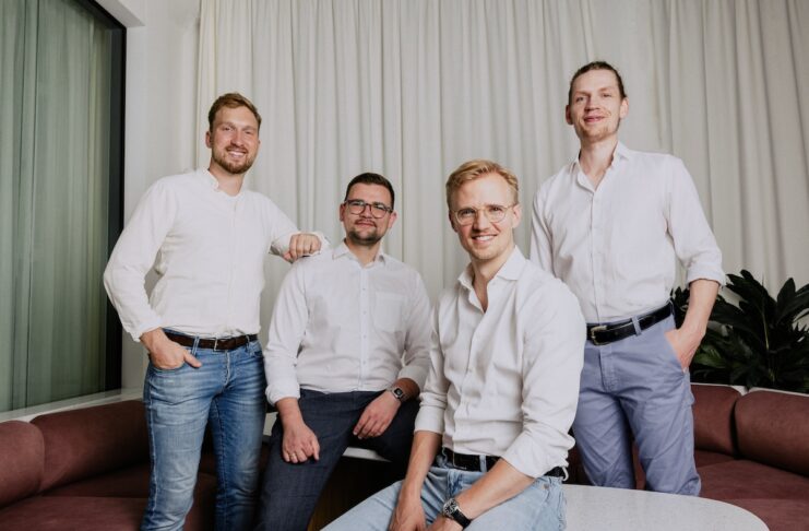 encentive: Industrie und Energie im Wandel. Bild (v. l. n. r.): Torge Lahrsen (COO), Daniel Ehnes (CPO), Nicolás Juhl (CEO), Sascha Greve (CTO).