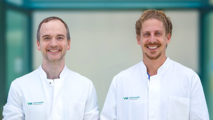Verimedis – Radiologische Zweitmeinung für Patienten Dr. med. D. Schroth (l.) und K. Lamadé (r.),