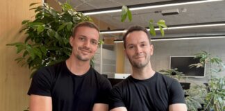 Können Händler ihre Sortimente noch ohne KI erfolgreich steuern? Zenline AI: KI für profitablere Entscheidungen im Sortiment Teambild Gerrit Merz und Arber Sejdiji