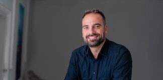 Wie viel Überblick braucht es, um finanziell wirklich frei zu sein? AssetCockpit – Vermögen einfach managen und Finanzen im Blick. Christoph Maximilian Dengler Gründerr AssetCockpit