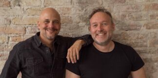 Wie kann Zusammenarbeit die Zukunft von Innovation verändern? Xcamp: Startup trifft Innovation für nachhaltige Zusammenarbeit GründerTeam Bild Bild Fabian Feutlinske und Claas Kauenhowen Fotocredit Xcamp